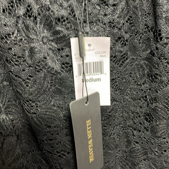 Ellen Weaver Gown - Picture 14 of 16